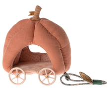 Load image into Gallery viewer, Maileg Pumpkin Carriage, Mouse
