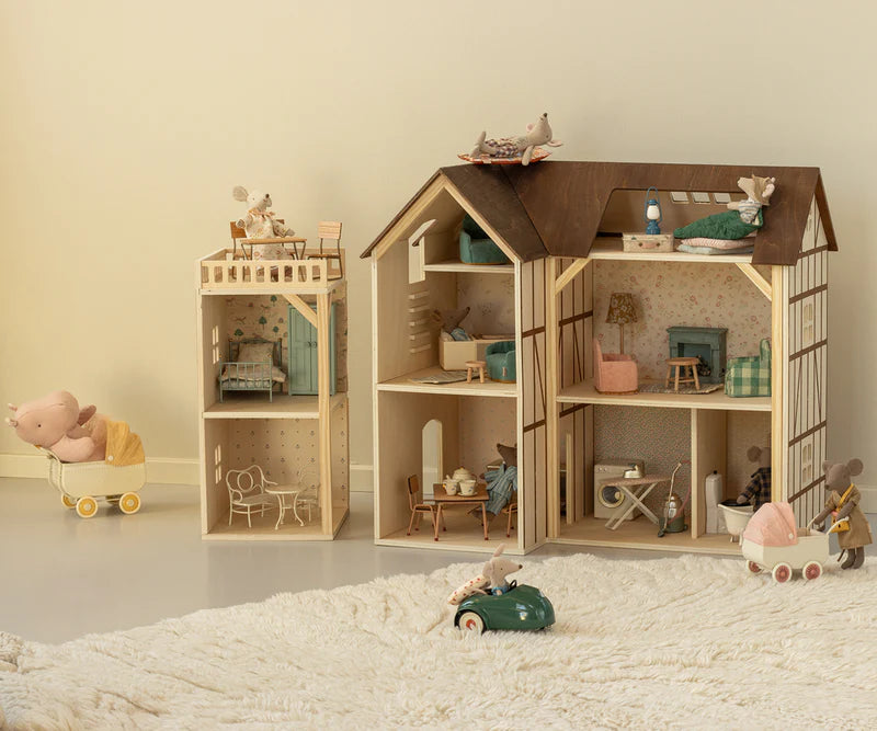 Maileg Wallpaper Mouse Hole Farmhouse