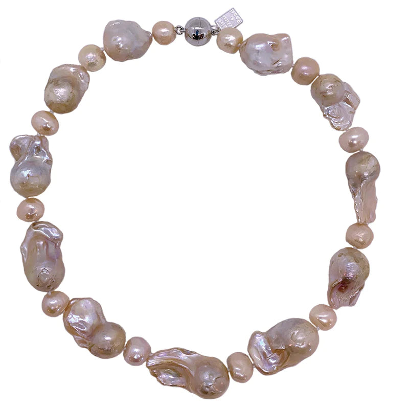 Wild Pearl Deluxe Necklace | Pink