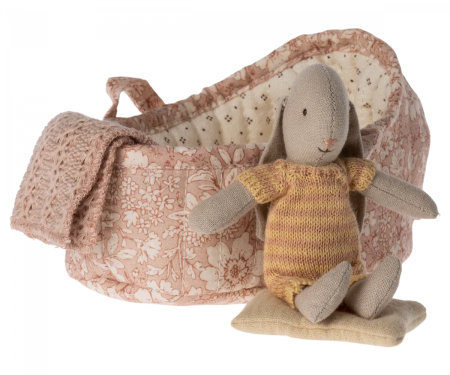 Bunny in Carry Cot Micro - Amber