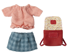 Load image into Gallery viewer, Maileg Clothes &amp; Bag, Big Sister Mouse - Red
