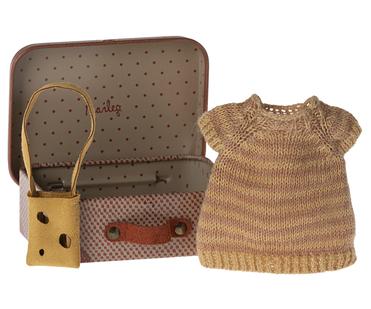 Maileg Knitted Dress & Bag in Suitcase, Mouse Big Sister