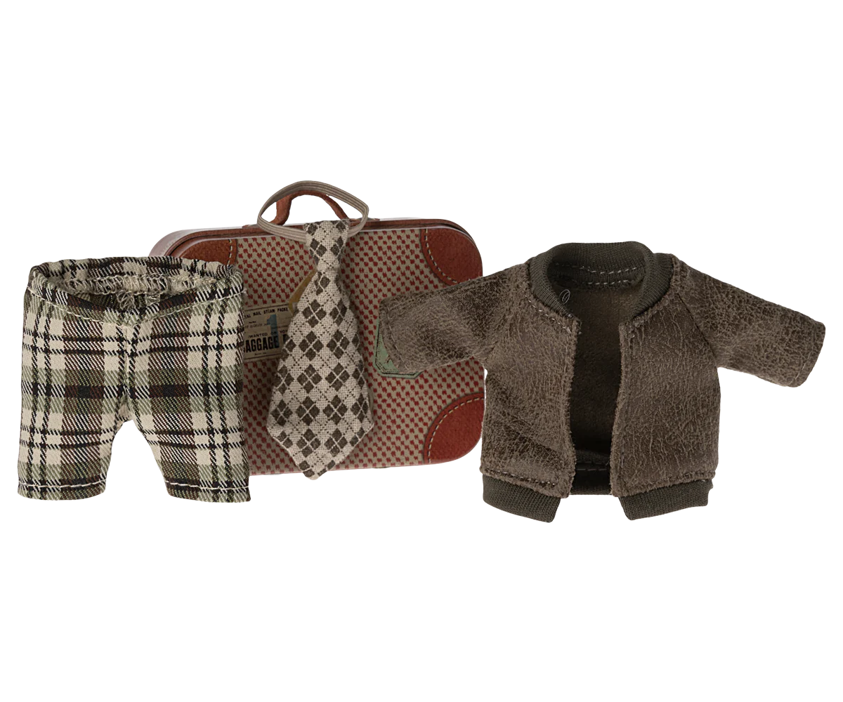 Maileg Jacket, Pants & Tie in Suitcase, Mouse Grandpa