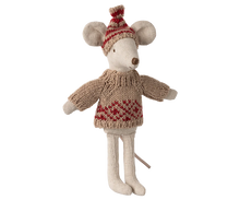 Load image into Gallery viewer, Maileg Knitted Sweater and Hat - Mum mouse
