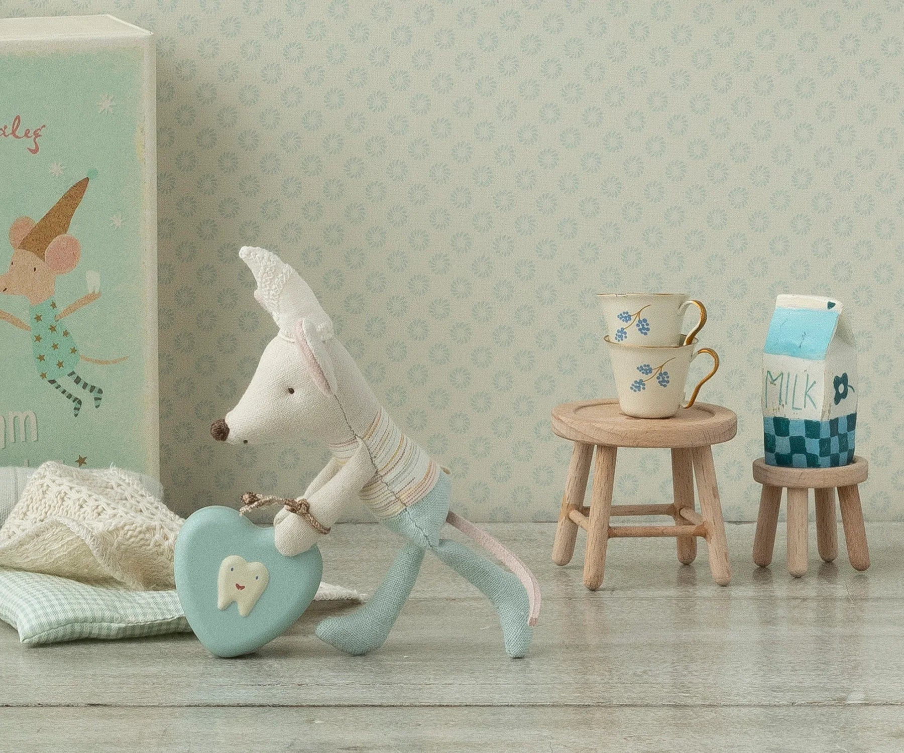 Maileg - Table & Stool Set, Mouse