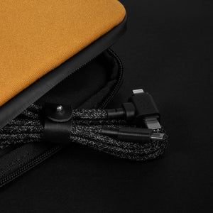 Native Union Paris - Belt Cable Duo (USB-C to USB-C & Lightning): Zebra