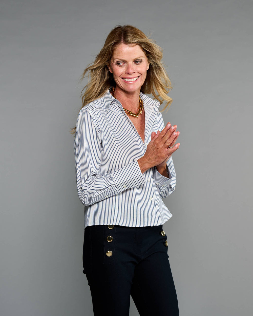 Claridge + King - The Crop Shirt in Blue Sky Stripe Seersucker: M