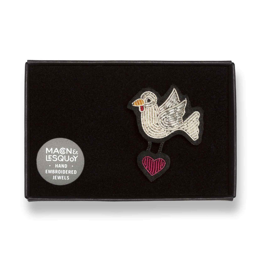 Macon & Lesquoy - Brooch -  Pigeon of Freedom