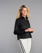 Load image into Gallery viewer, Claridge + King - The Crop in Pitch-Black: XS
