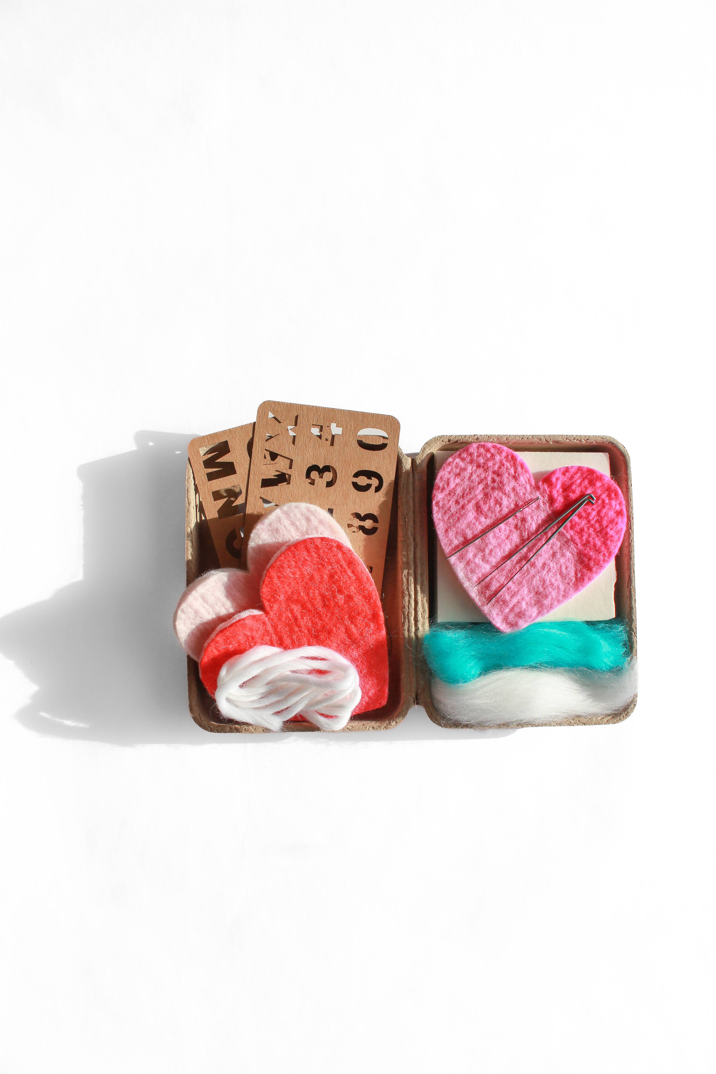 Sheep Creek Studio - Mini Heart Felting Craft Kit