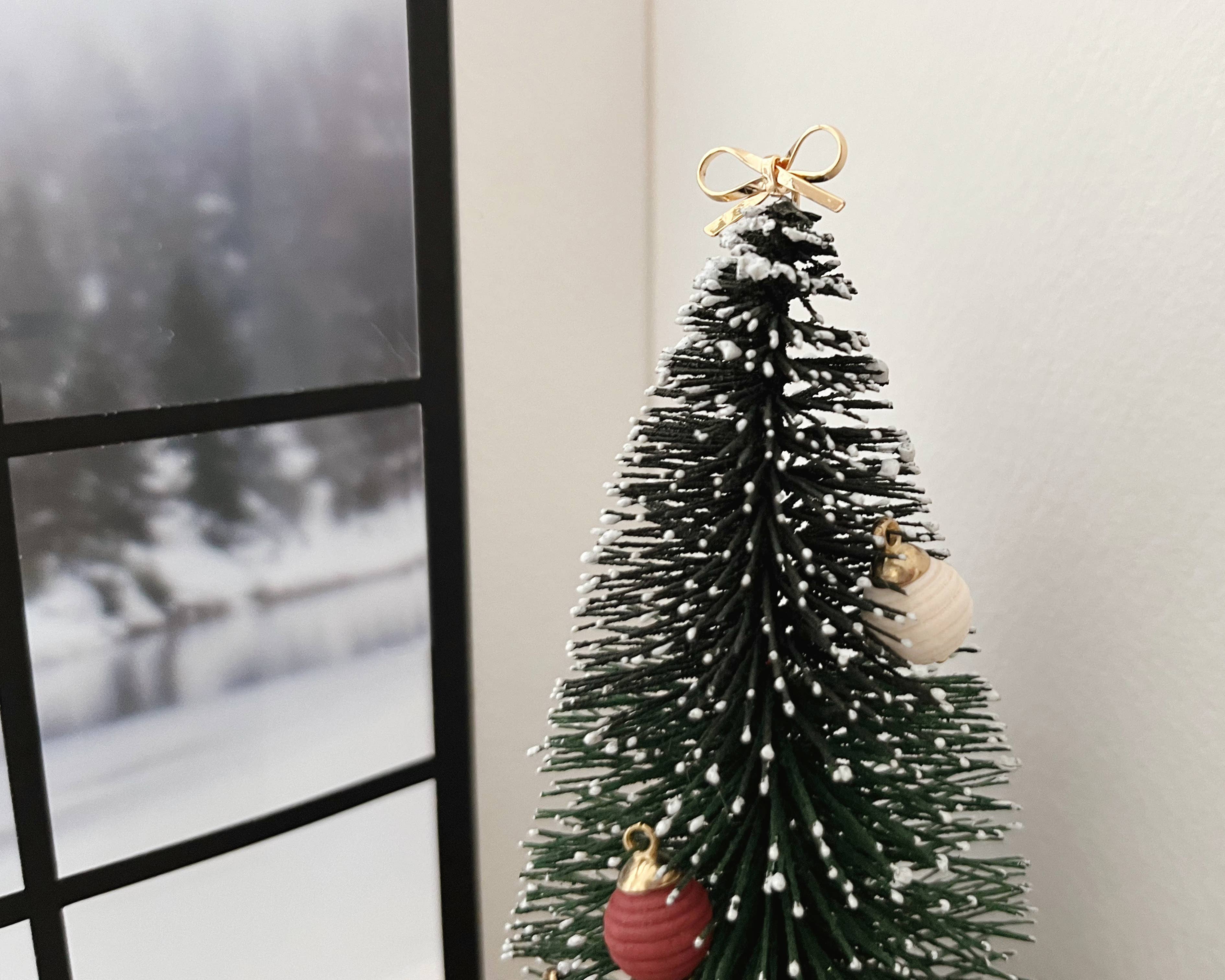 Miniette - Mini & Bright Holiday Set: Festive Miniature Dollhouse Decor