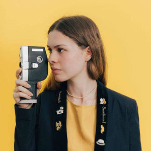 Macon & Lesquoy - Brooch - Movie Camera
