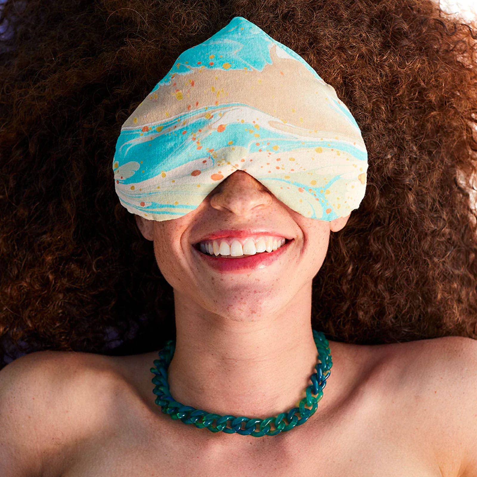 Love Mert - Eye Love Pillow - Lake