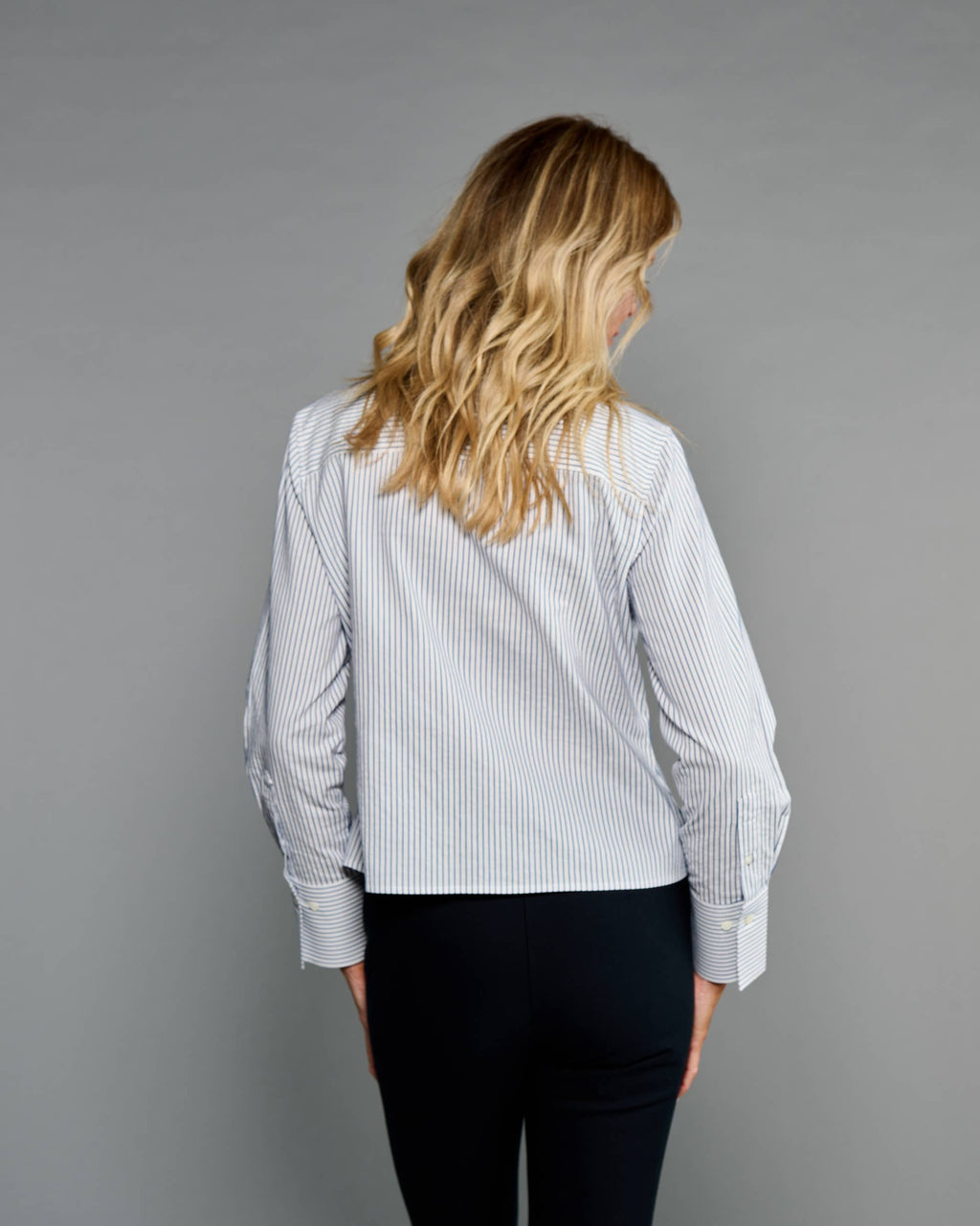 Claridge + King - The Crop Shirt in Blue Sky Stripe Seersucker: L