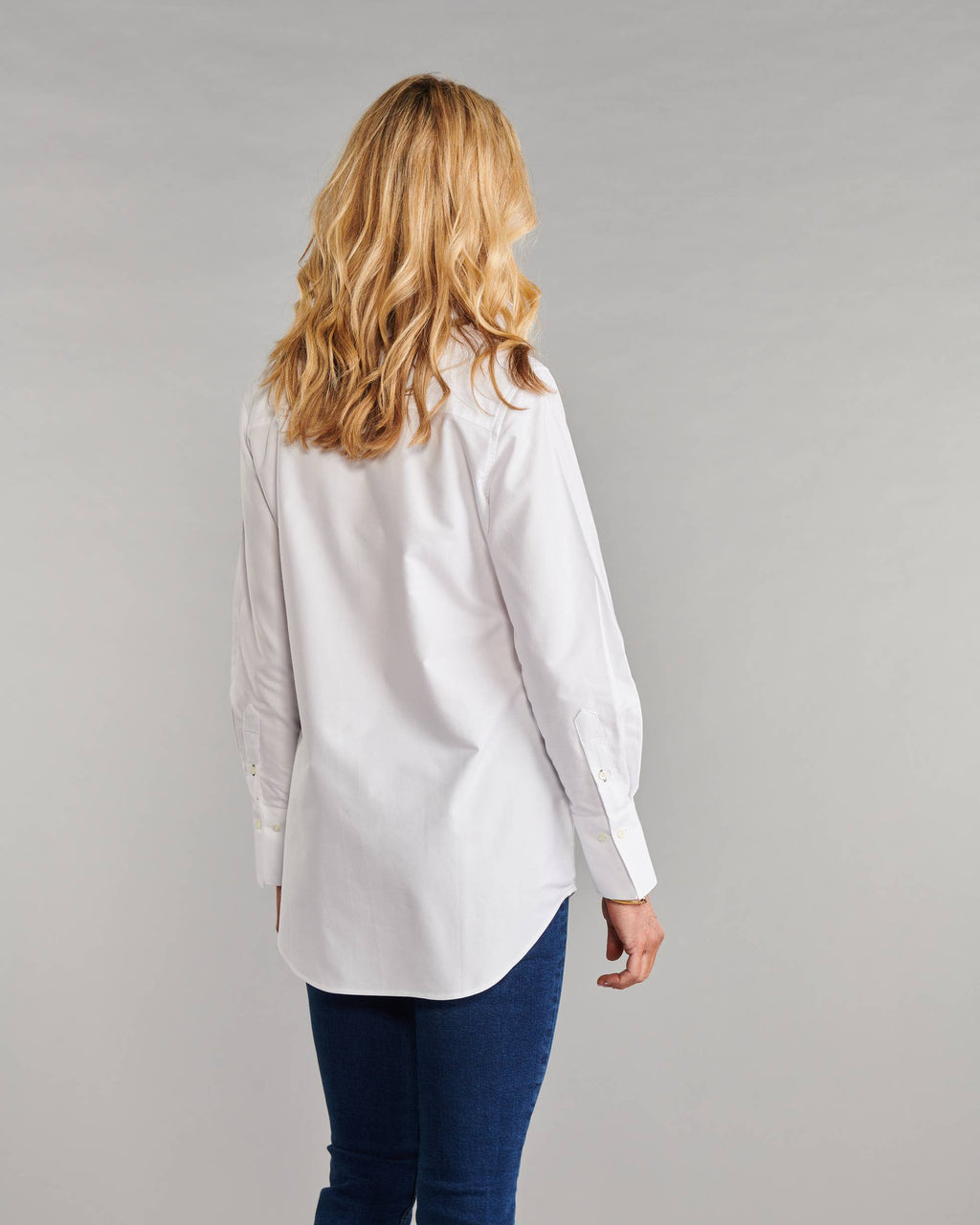 Claridge + King - The Mod in Crisp White Pinpoint: White easy-care pinpoint / S