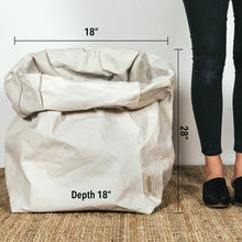 Load image into Gallery viewer, Uashmama Paper Bag - Gigante Silver
