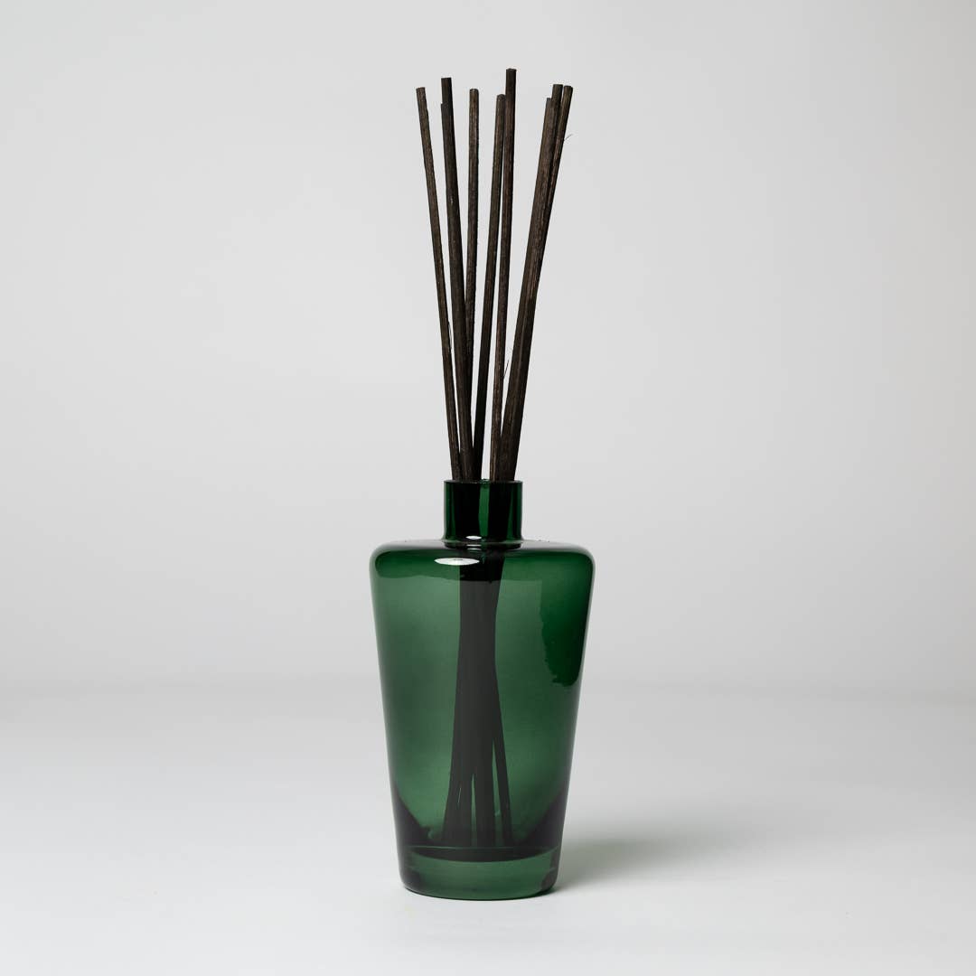 Poured New York - LIMON PIÑON | 10oz Candle