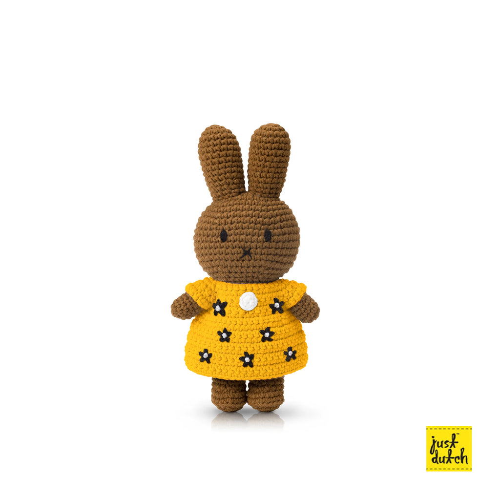Just Dutch Melanie | Bumble Bee + Flower