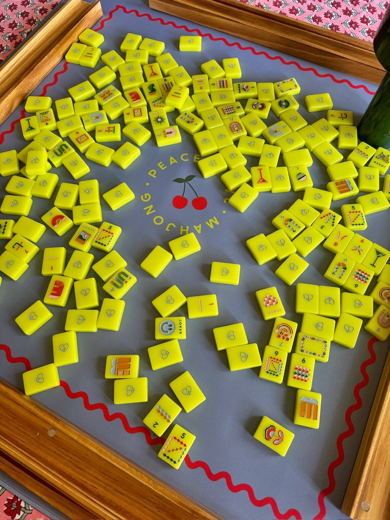 Peace Love Mahjong - Mod Tiles  | Chartreuse