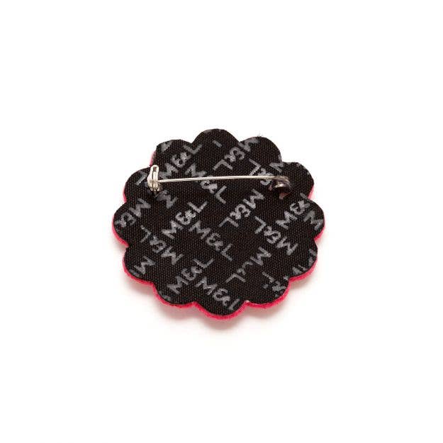 Macon & Lesquoy - Hand embroidered brooch - Funky Daisy