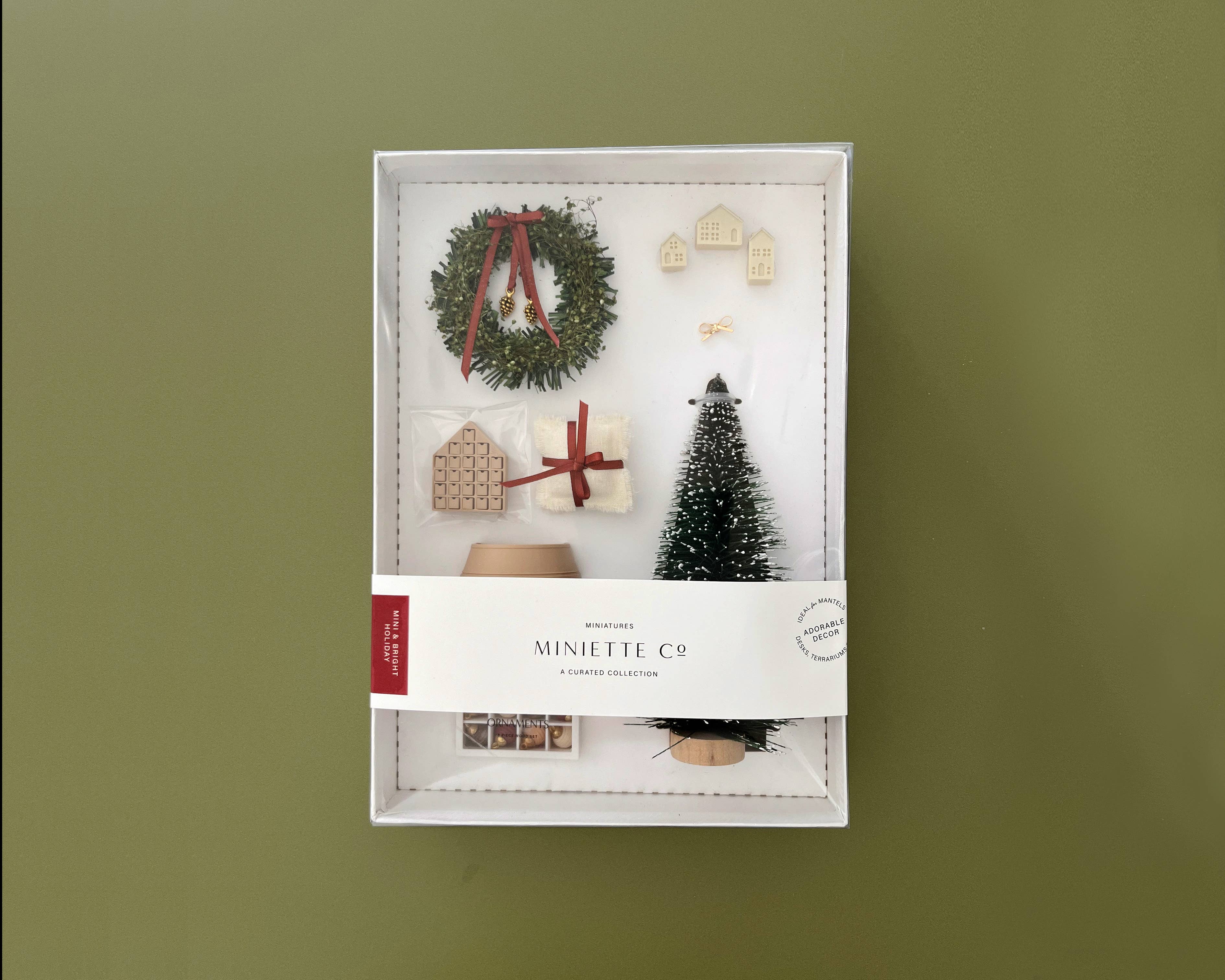 Miniette - Mini & Bright Holiday Set: Festive Miniature Dollhouse Decor