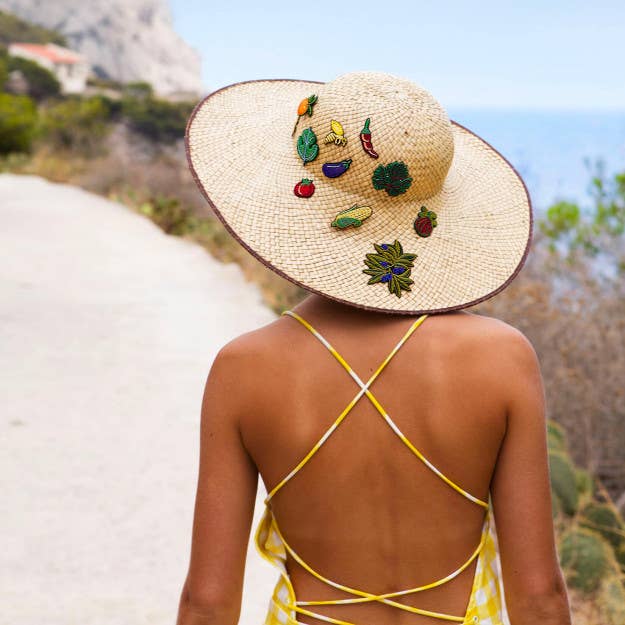 Macon & Lesquoy - Brooch - Bee