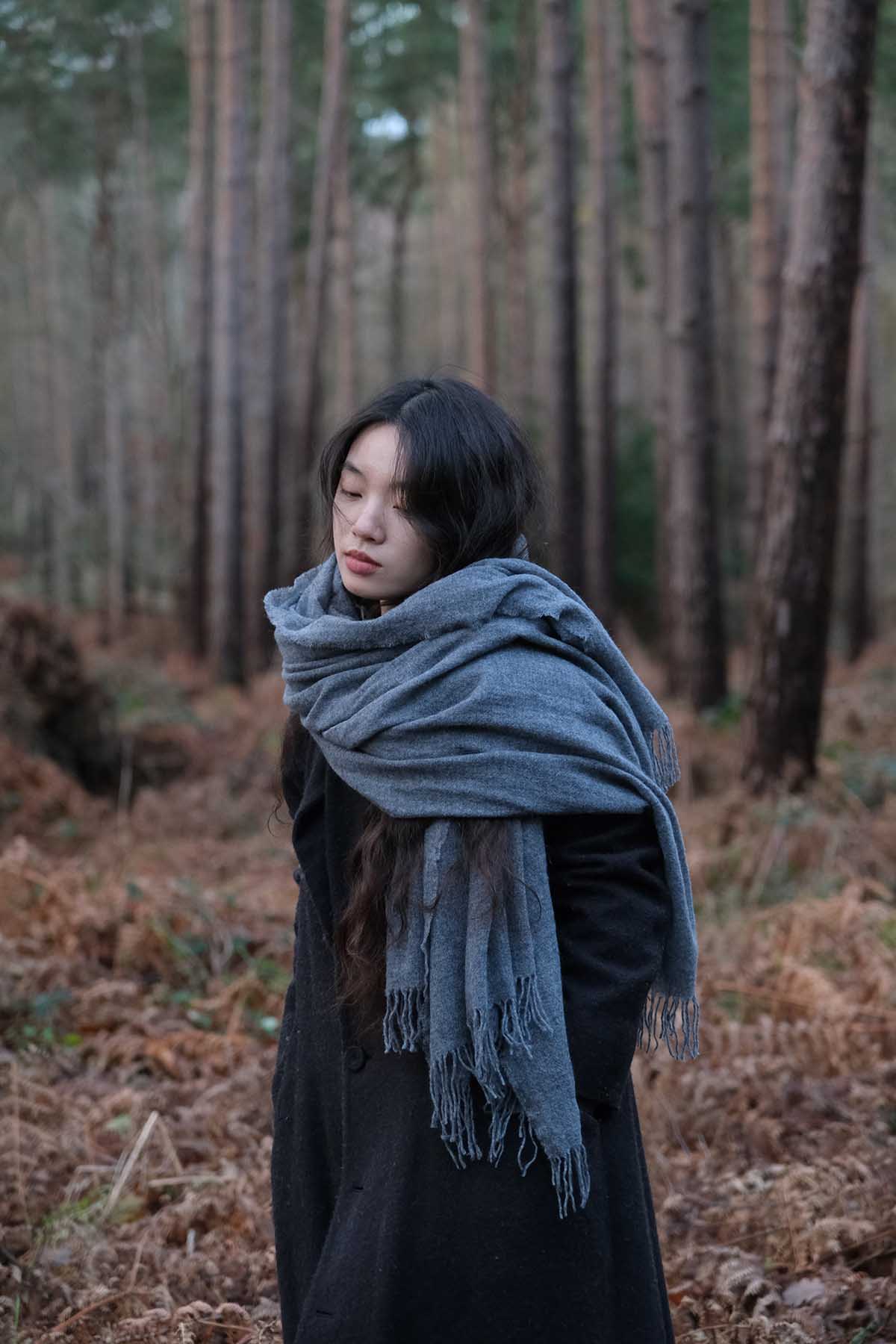 Oats & Rice Airy Cashmere Wrap | Charcoal