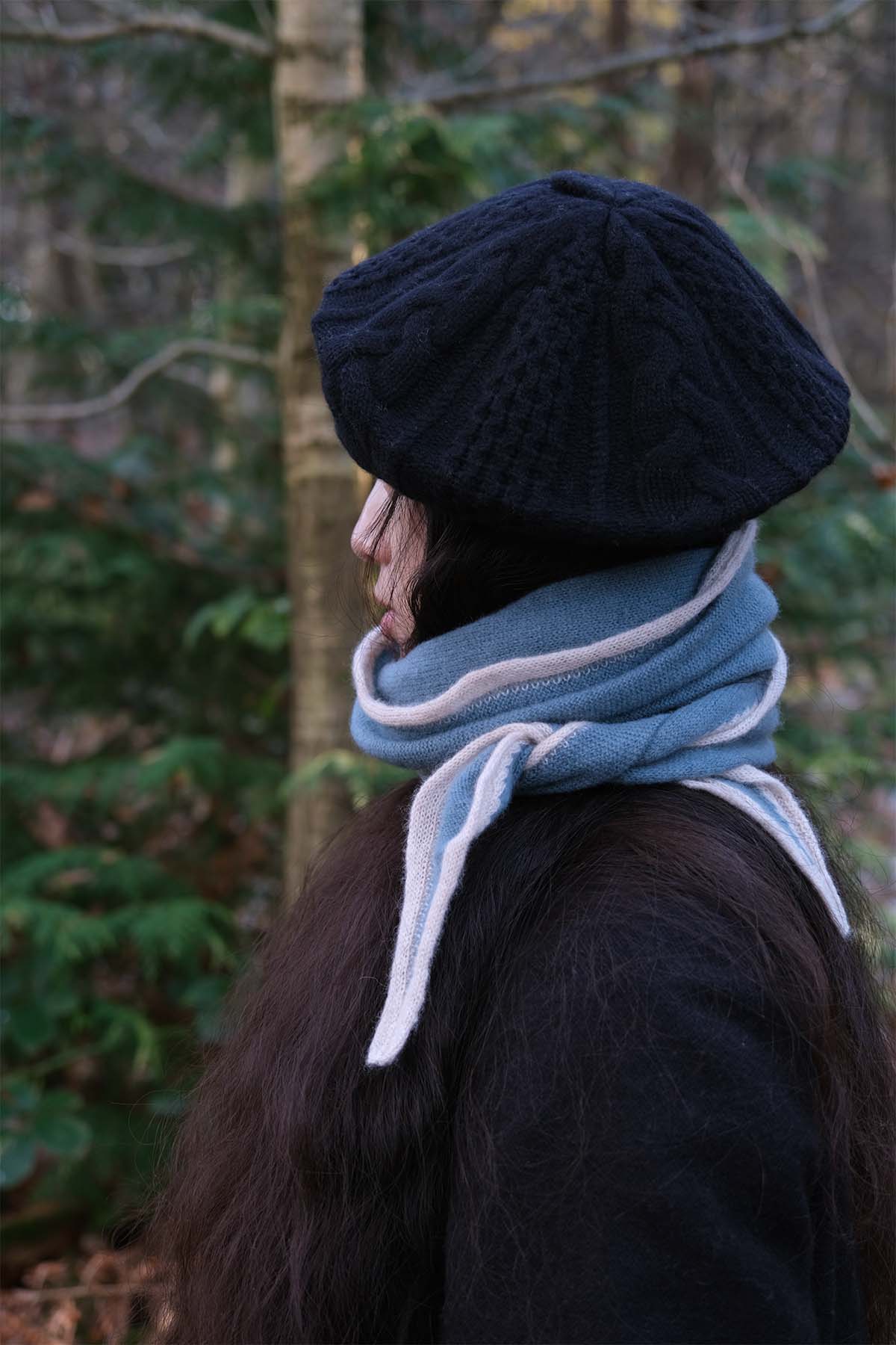 Oats & Rice Austen Spindle-shaped Cashmere Scarf | Blue