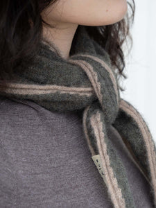 Oats & Rice Austen Spindle-shaped Cashmere Scarf | Green