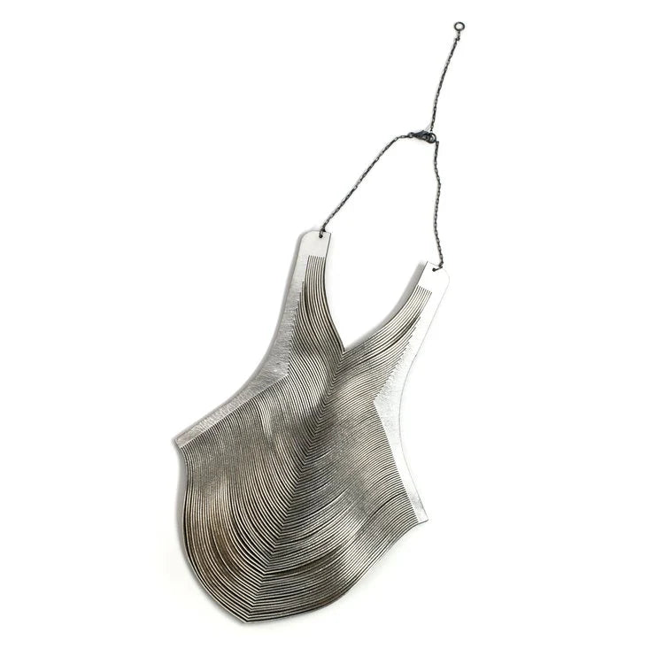 Oropopo Flared Breastplate Necklace | Silver