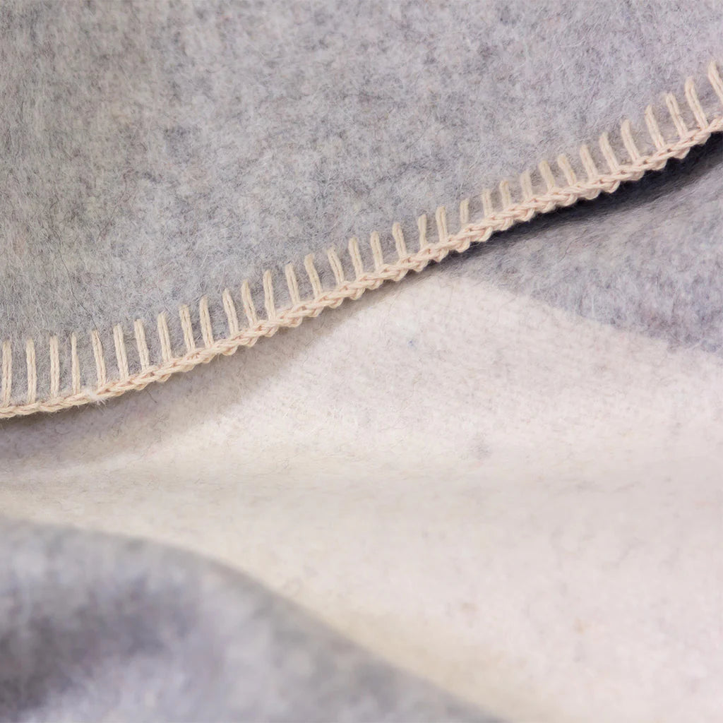 Blacksaw The Siempre Recycled Blanket - Light Heather