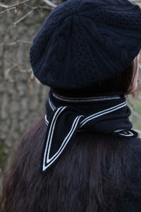 Oats & Rice Bronte Spindle-shaped Cashmere Scarf | Black
