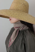 Load image into Gallery viewer, Oats &amp; Rice Bronte Spindle-shaped Cashmere Scarf | Mocha
