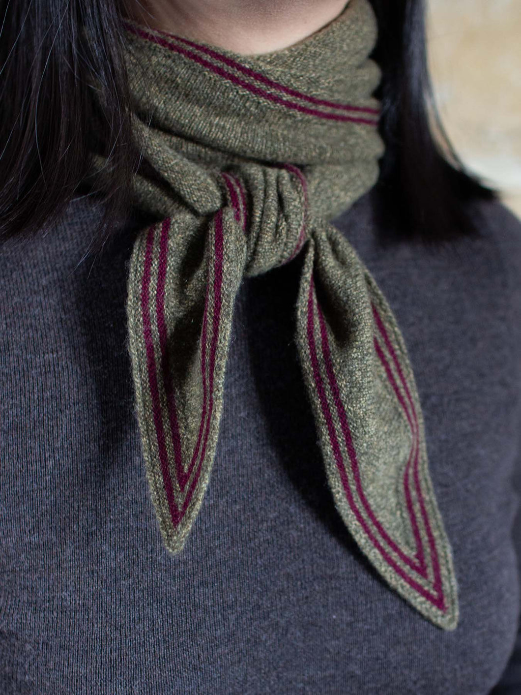 Oats & Rice Bronte Spindle-shaped Cashmere Scarf | Green
