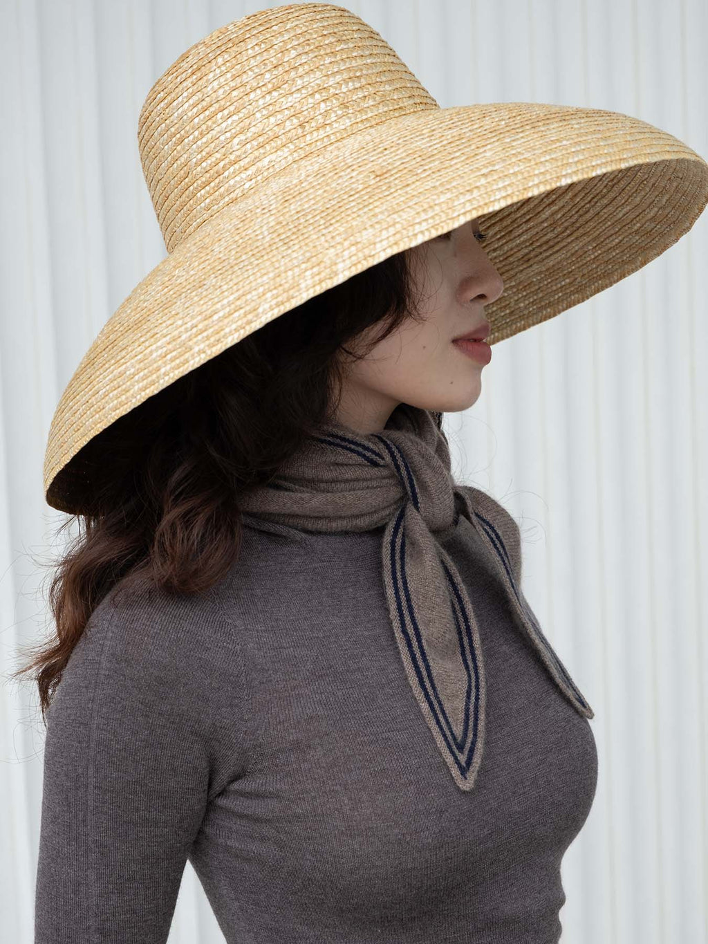 Oats & Rice Bronte Spindle-shaped Cashmere Scarf | Tan