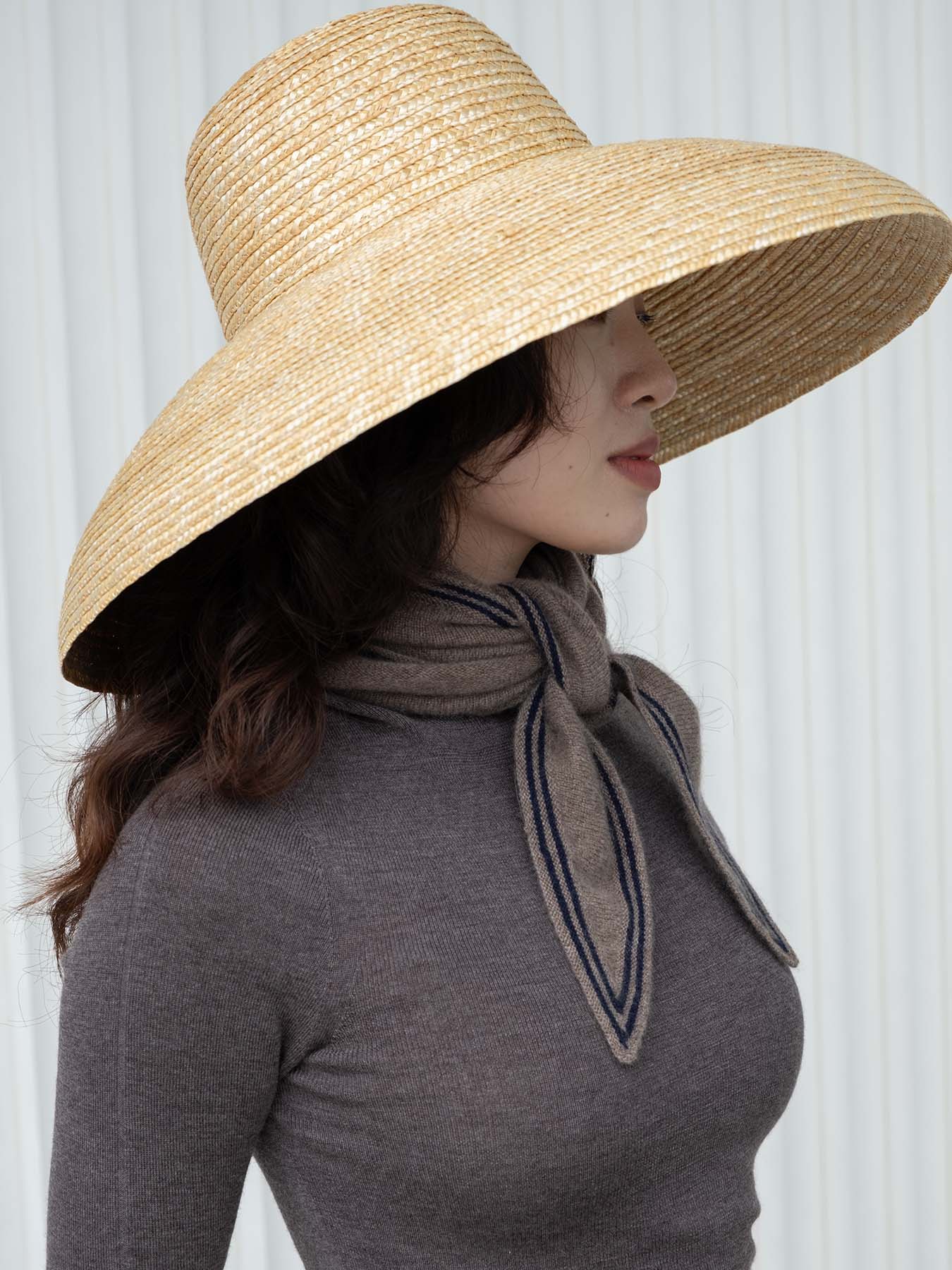 Oats & Rice Bronte Spindle-shaped Cashmere Scarf | Tan