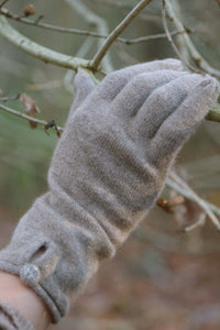 Oats & Rice Cashmere Button Gloves | Brown