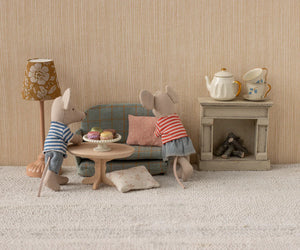 Maileg Oval Coffee Table, Mouse - Nature