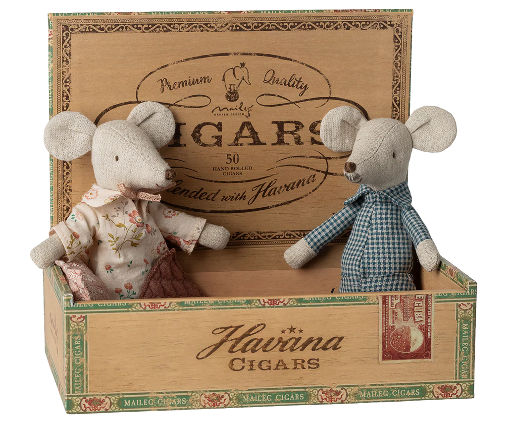 Maileg Grandma & Grandpa Mice |Cigar Box