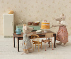 Maileg Party Cake and Cake Stand - Mouse | Off White