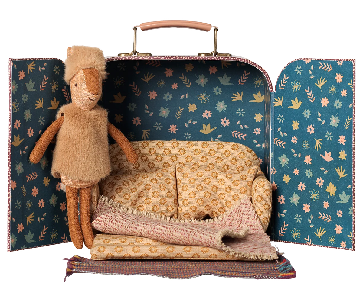 Maileg Reindeer in Suitcase - Little Sister