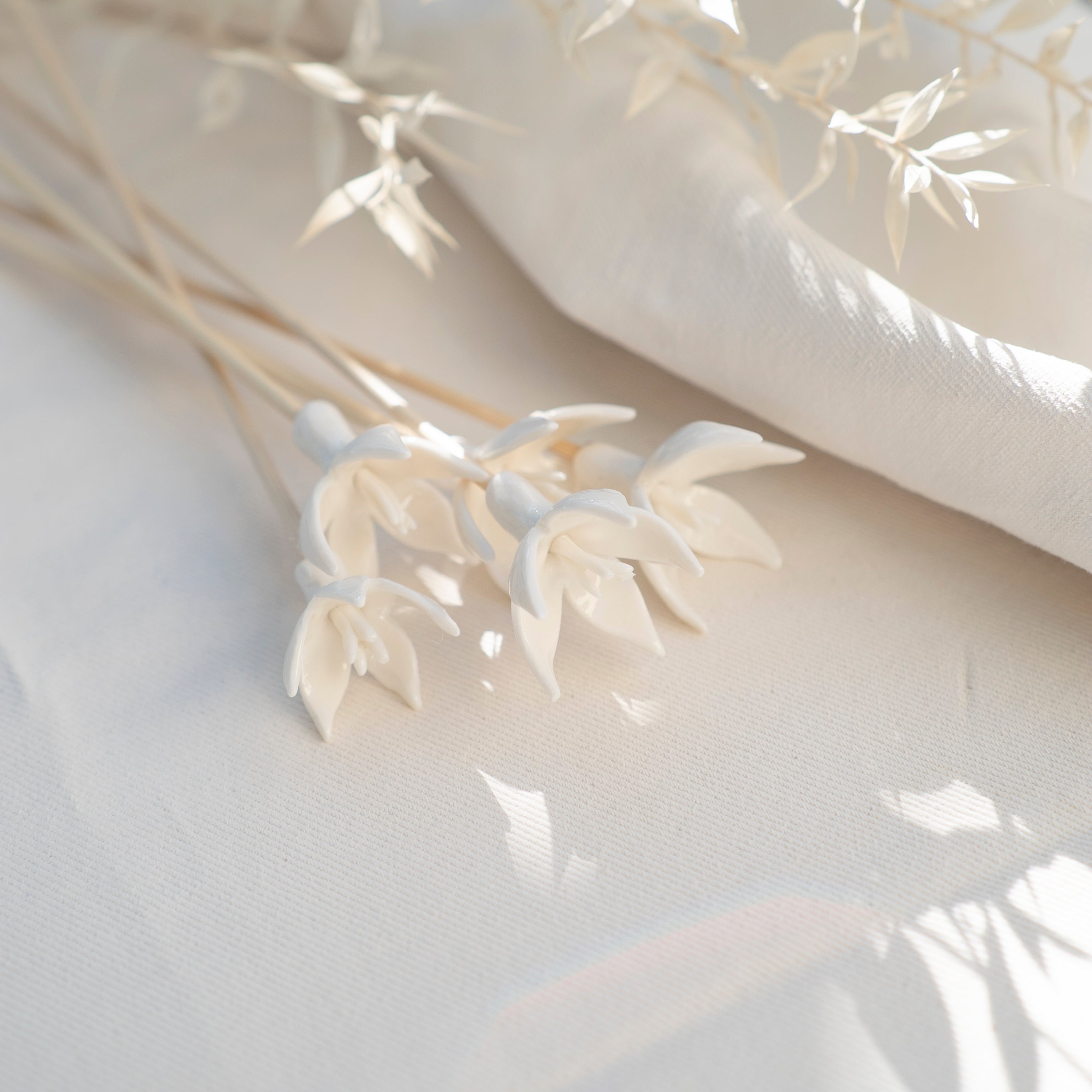 Purely Porcelain Individual Diffuser Flower | Clivia