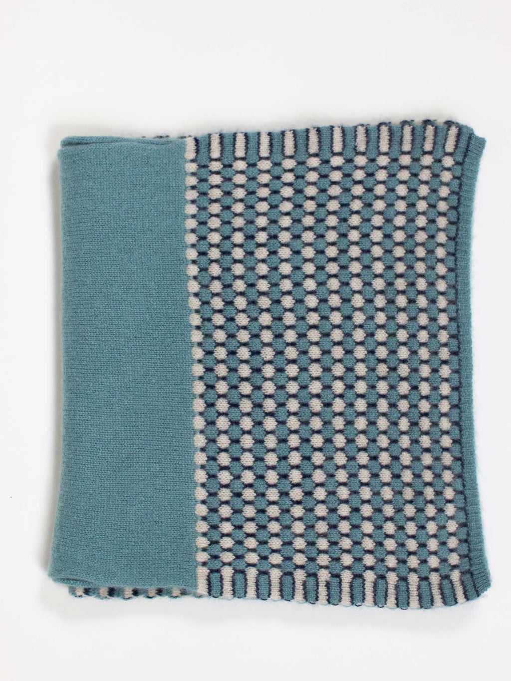 Oats & Rice Coral Keyhole Cashmere Scarf | Blue
