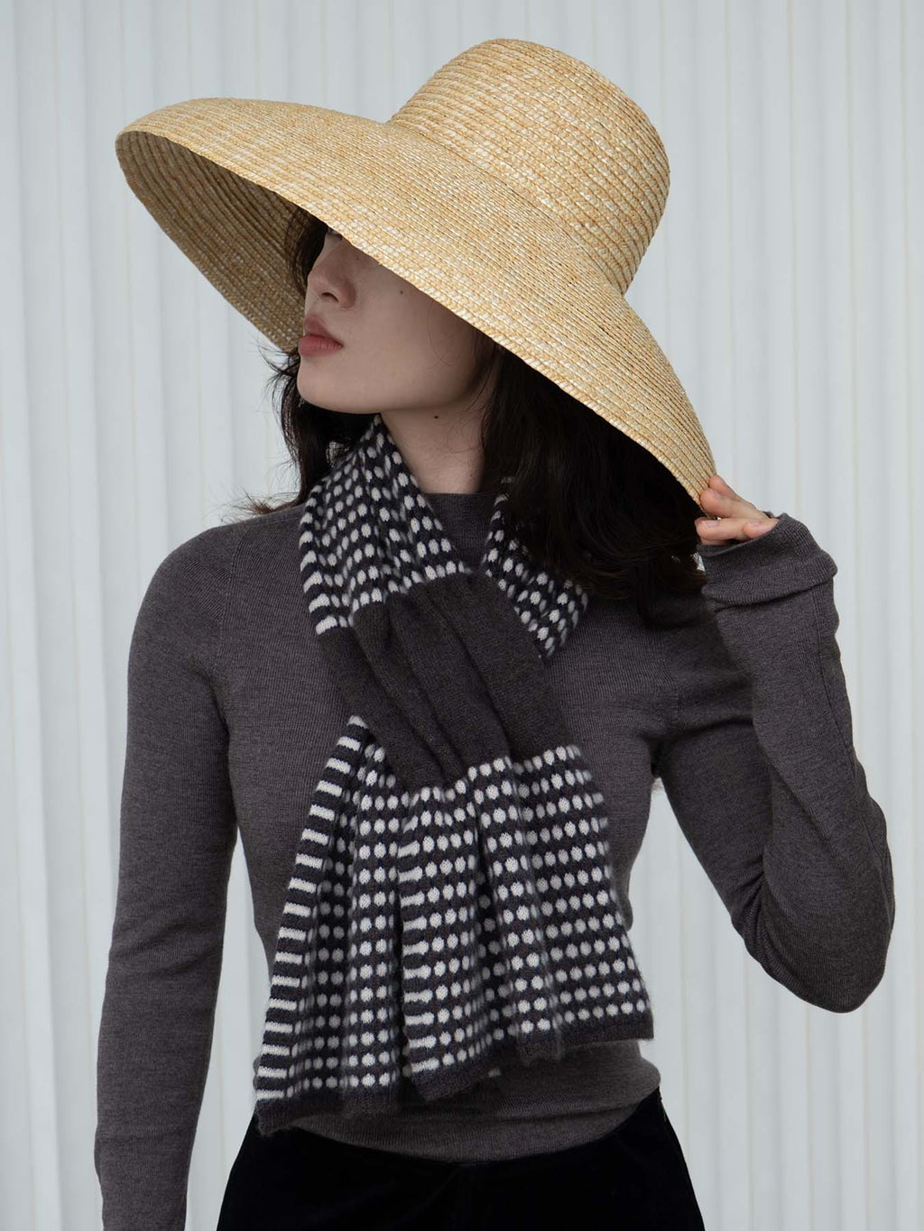 Oats & Rice Coral Keyhole Cashmere Scarf | Cacao