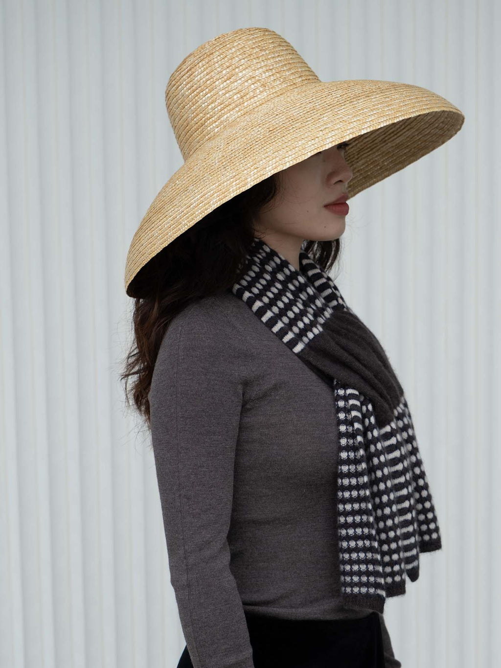 Oats & Rice Coral Keyhole Cashmere Scarf | Cacao