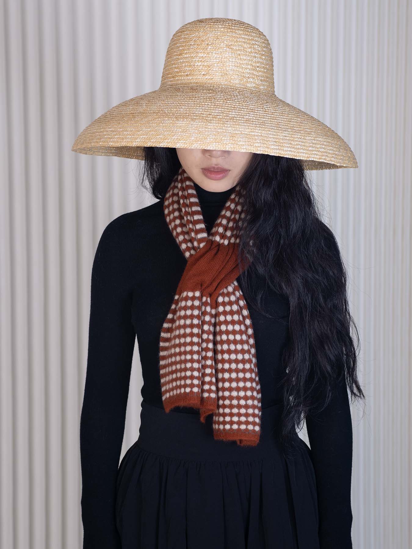 Oats & Rice Coral Keyhole Cashmere Scarf | Red