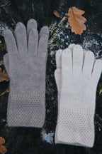 Oats & Rice Cashmere Crochet Gloves | Cream