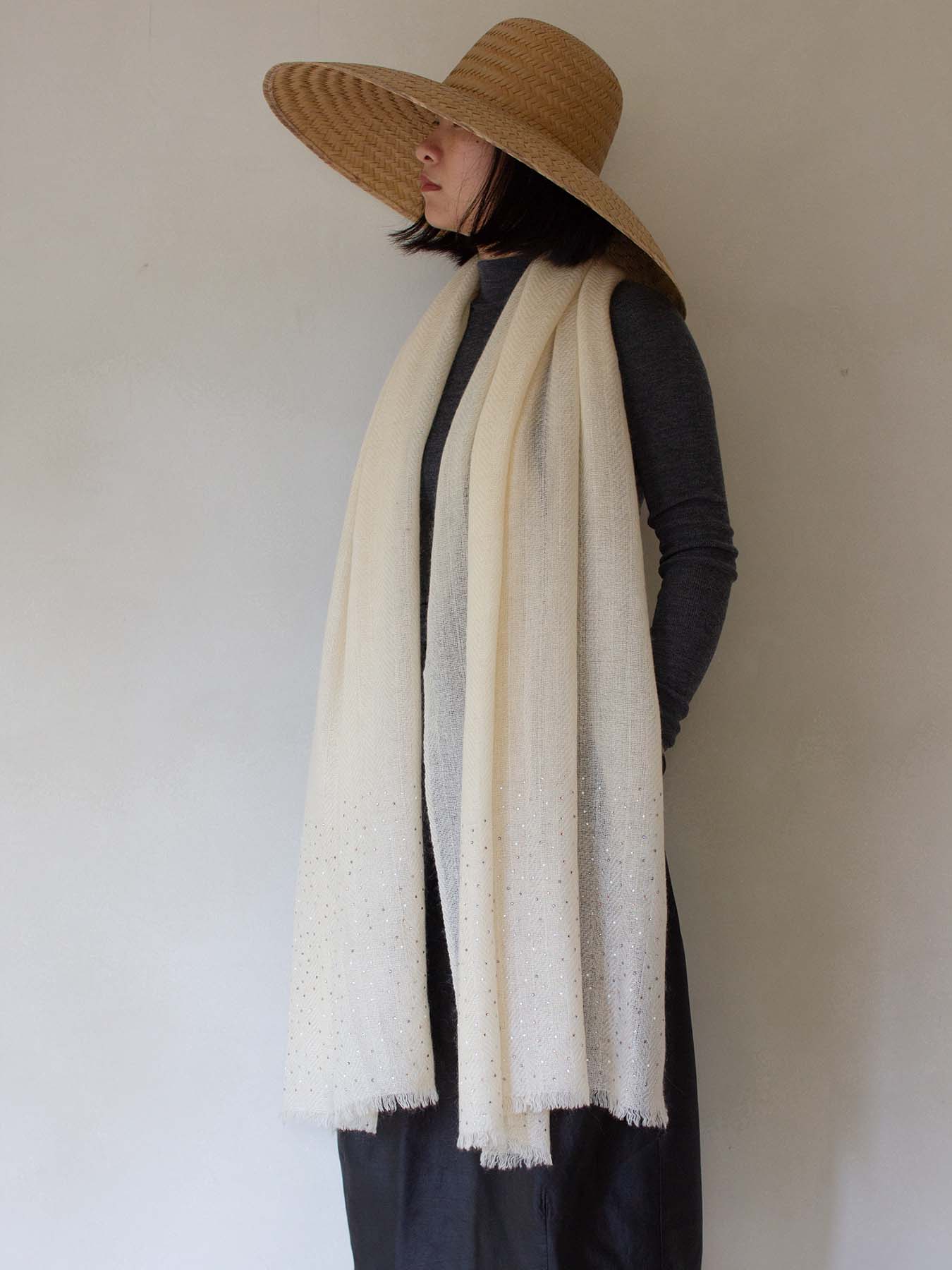 Oats & Rice Diamante Cashmere Shawl | White