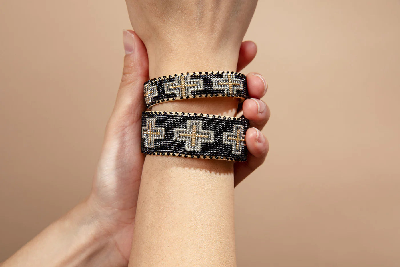 Etkie Native-American-Made Cuff - Cara| Large