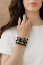 Load image into Gallery viewer, Etkie Native-American-Made Cuff - Cara| Large
